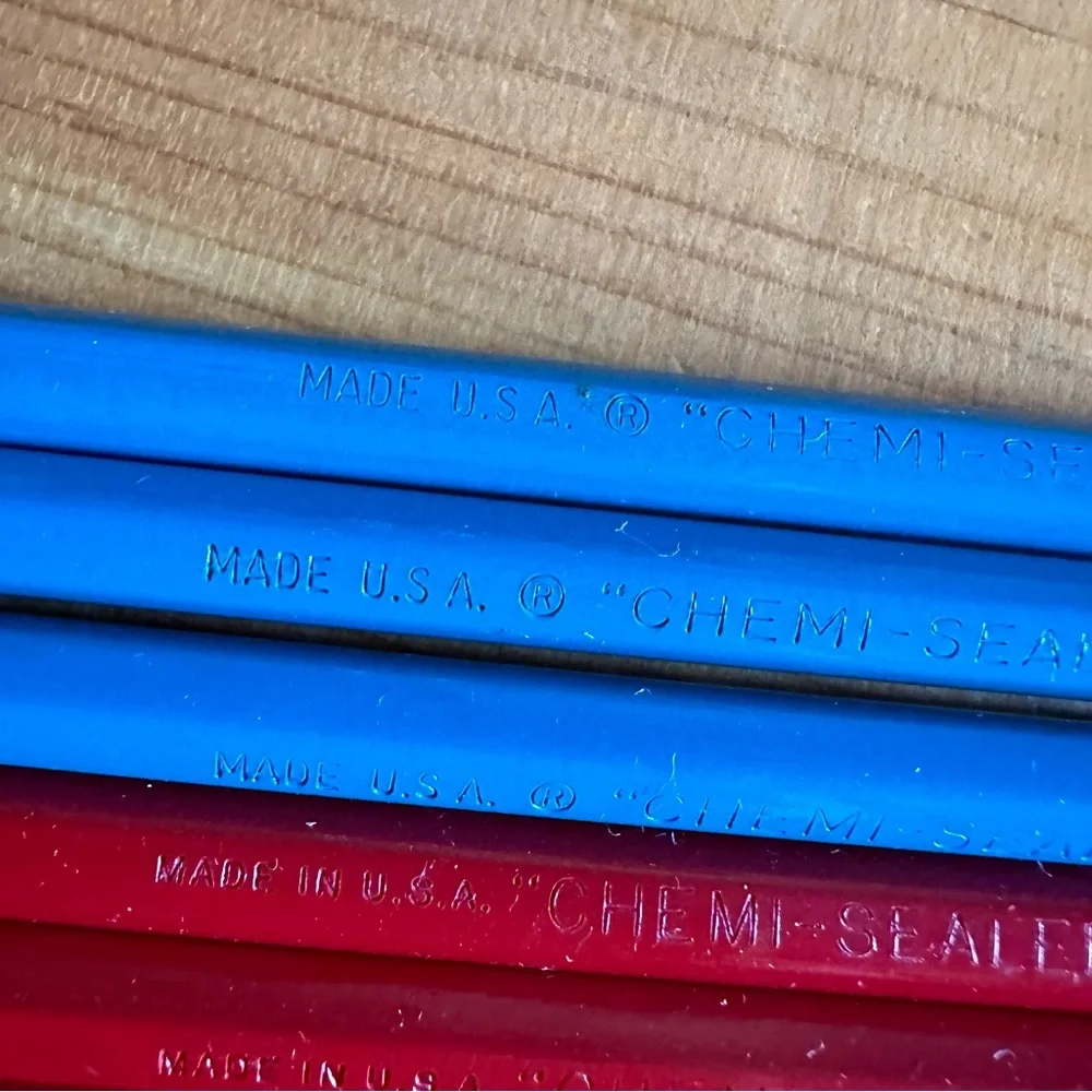 NOS Vintage 80s Eagle Verithin chemo-sealed colored pencils lot